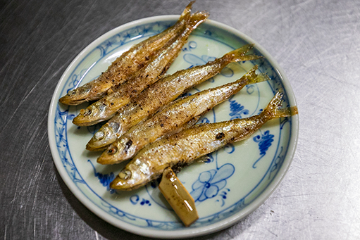 ワカサギのバター焼き