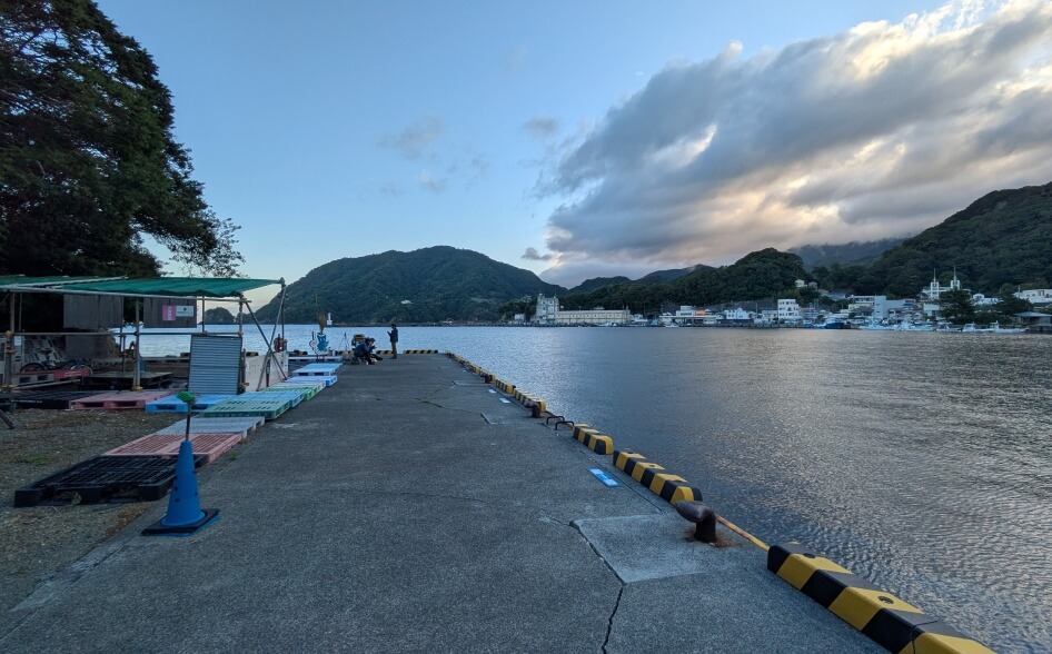 田子漁港 赤崎堤防